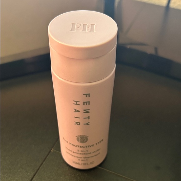 Fenty Hair 5-1 Heat Protectant Styler - Picture 2 of 3